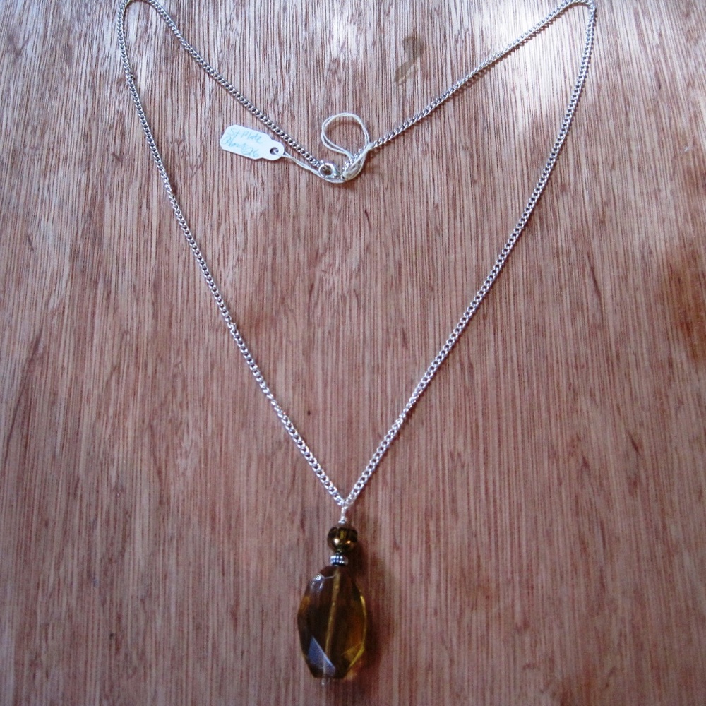 TM Art., Silver Pl Brown Faceted Oval Glass Neck